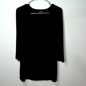 Women’s Kim Rogers shirt